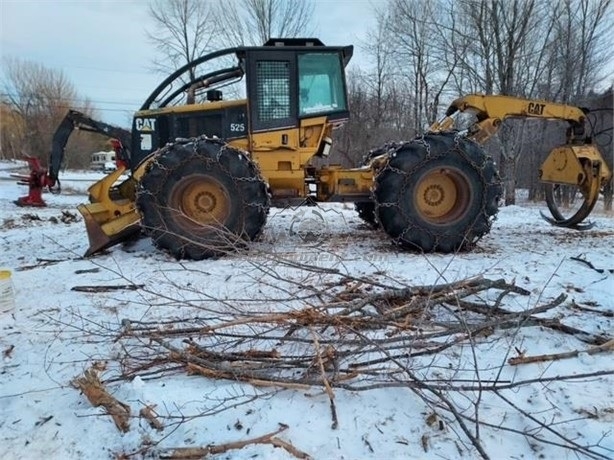 Forest Machines Caterpillar 525