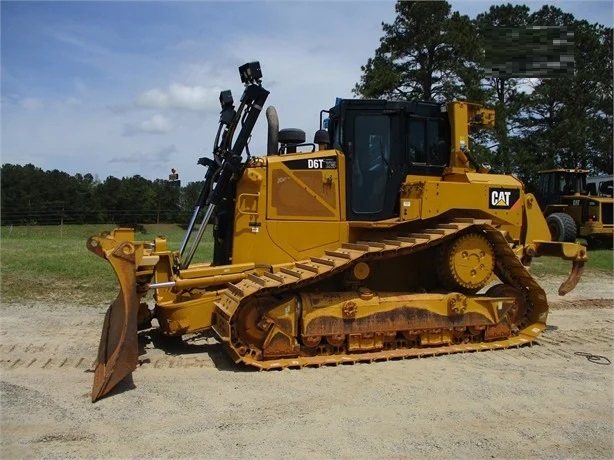 Dozers/tracks Caterpillar D6T