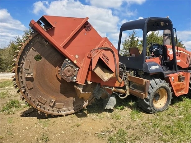 Trencher Ditch Witch RT115