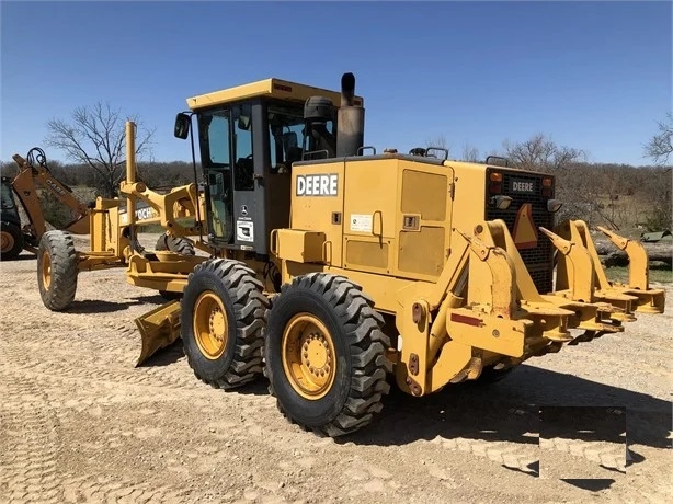 Motoconformadoras Deere 770CH de medio uso en venta Ref.: 1654719783081731 No. 2