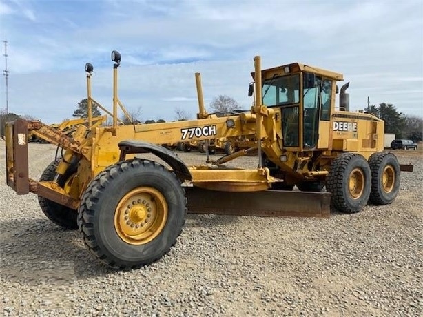 Motoconformadoras Deere 770CH