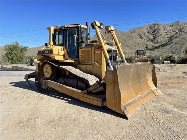 Dozers/tracks Caterpillar D6R