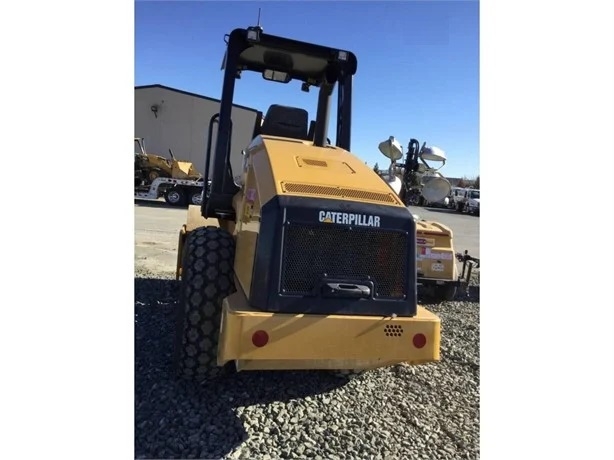 Compactadora Vibratoria Caterpillar CS44 de segunda mano en venta Ref.: 1656371433482403 No. 2