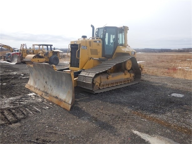 Dozers/tracks Caterpillar D6N