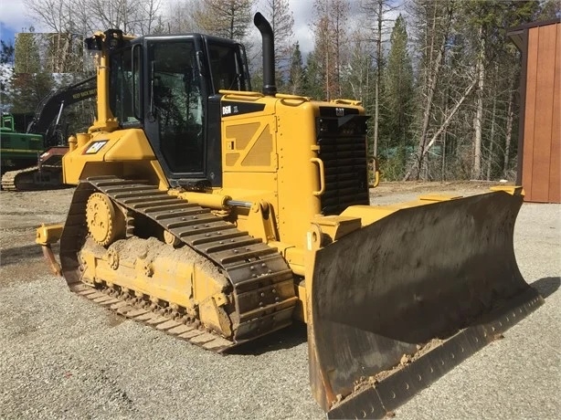 Dozers/tracks Caterpillar D6N