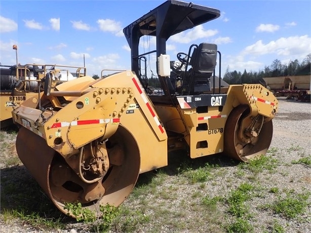 Compactadora Vibratoria Caterpillar CB64 en buenas condiciones Ref.: 1662061492677492 No. 3