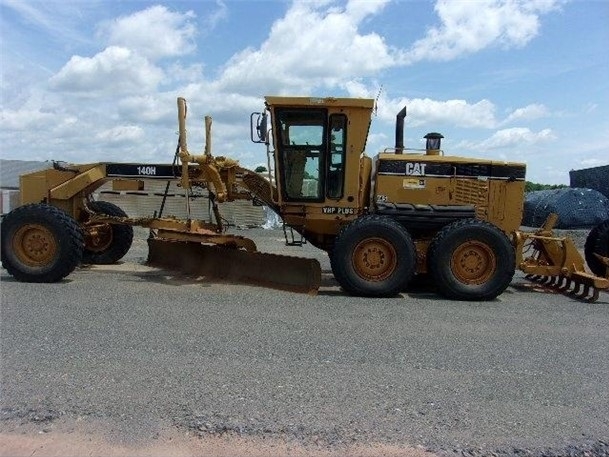 Motoconformadoras Caterpillar 140H de segunda mano en venta Ref.: 1670536920534869 No. 2