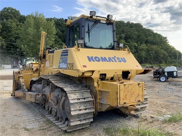 Tractores Sobre Orugas Komatsu D155AX seminueva en venta Ref.: 1672685086634380 No. 4