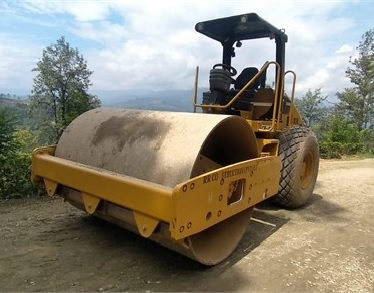 Vibratory Compactors Caterpillar CS-533E