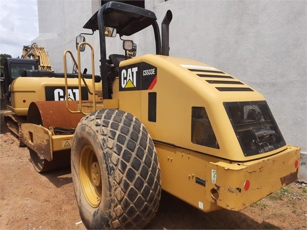 Compactadora Vibratoria Caterpillar CS-533E importada a bajo cost Ref.: 1674506461859592 No. 2