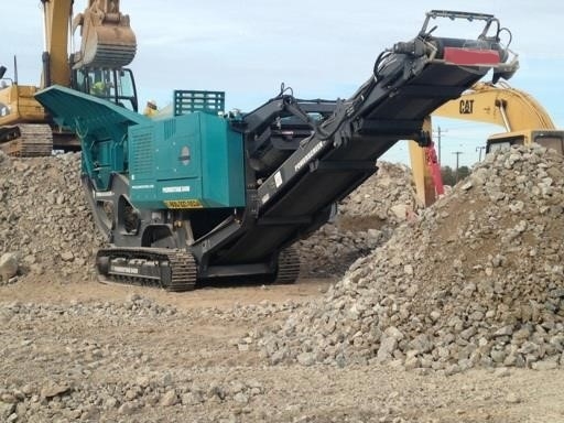 Crushing Machines Powerscreen PREMIERTRAK 400