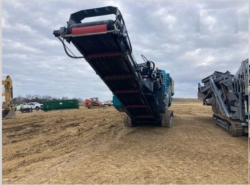 Trituradoras Powerscreen PREMIERTRAK 400 importada de segunda man Ref.: 1677188034091947 No. 2