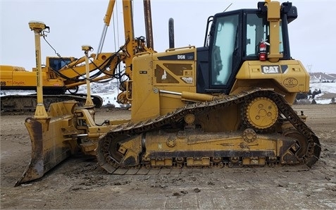 Tractores Sobre Orugas Caterpillar D6N seminueva en venta Ref.: 1678474756257646 No. 2