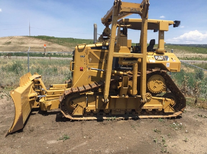 Dozers/tracks Caterpillar D6N