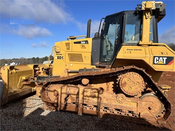 Tractores Sobre Orugas Caterpillar D6N de importacion a la venta Ref.: 1681157154840140 No. 2