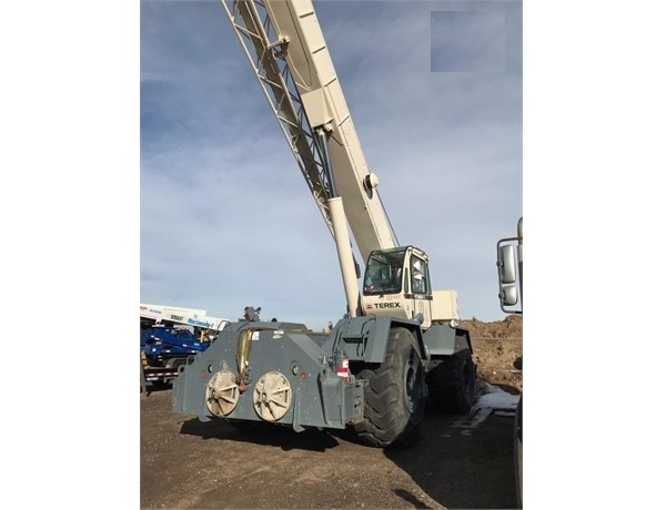 Cranes Terex RT670