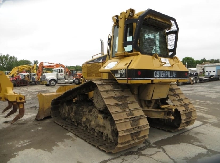 Tractores Sobre Orugas Caterpillar D6N en venta Ref.: 1683565246227581 No. 3