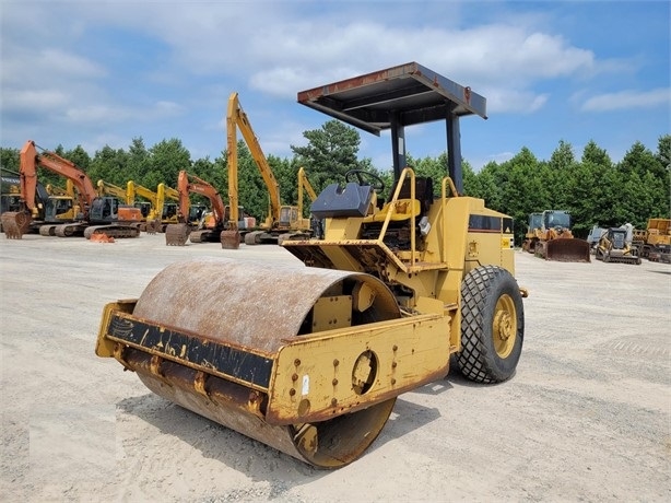 Compactadora Vibratoria Caterpillar CS-433C importada de segunda  Ref.: 1684176075085226 No. 2