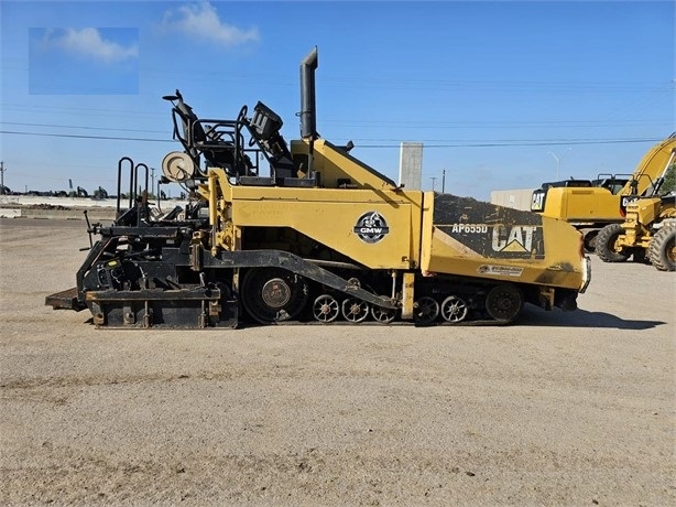 Pavimentadoras Caterpillar AP-655D en venta Ref.: 1687200391496736 No. 2