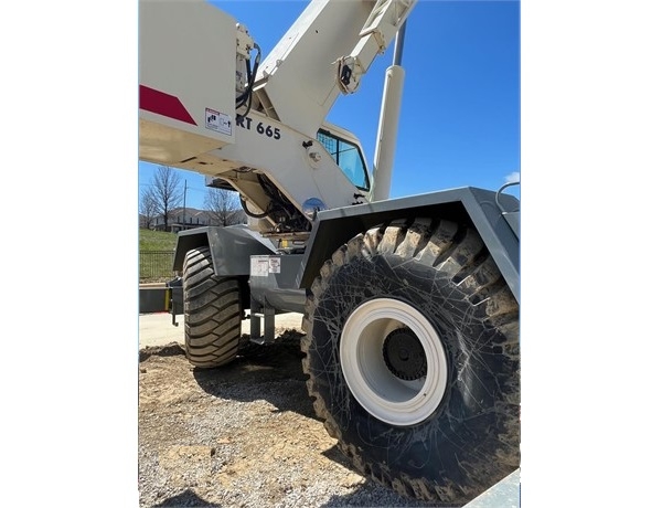 Gruas Terex RT665 seminueva en perfecto estado Ref.: 1688070682378423 No. 3