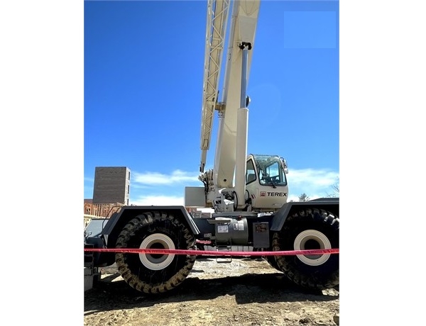 Gruas Terex RT665 seminueva en perfecto estado Ref.: 1688070682378423 No. 4