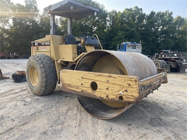 Vibratory Compactors Caterpillar CS-563C