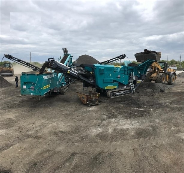 Crushing Machines Powerscreen TRAKPACTOR 320