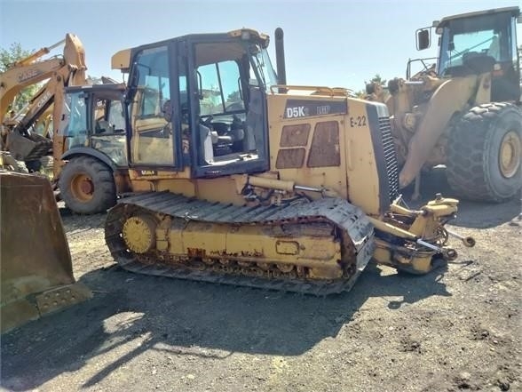 Dozers/tracks Caterpillar D5K