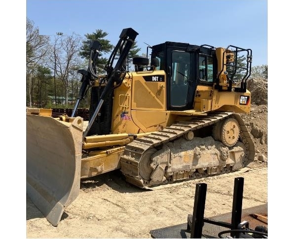 Dozers/tracks Caterpillar D6T