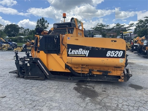 Pavers Leeboy 8520