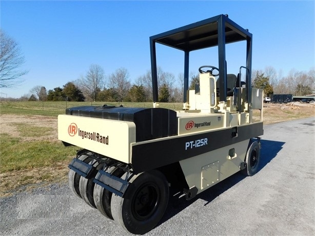 Compactadora Con Llantas Ingersoll-rand PT125R seminueva Ref.: 1706902191885145 No. 2