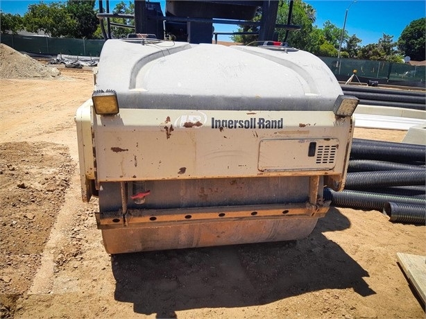 Compactadora Vibratoria Ingersoll-rand DD70 de segunda mano en ve Ref.: 1706908034289536 No. 3