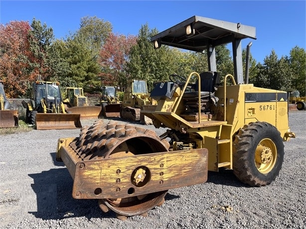 Compactadora Vibratoria Caterpillar CP-433C en optimas condicione Ref.: 1709064187415563 No. 2