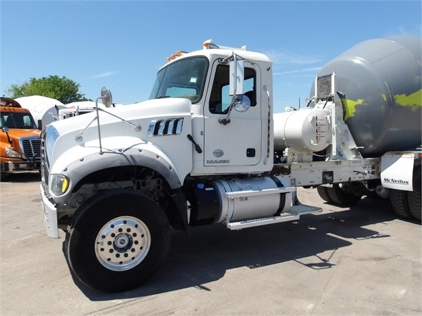 Mezcladoras De Concreto Mack GU713 usada a buen precio Ref.: 1714006386520014 No. 3