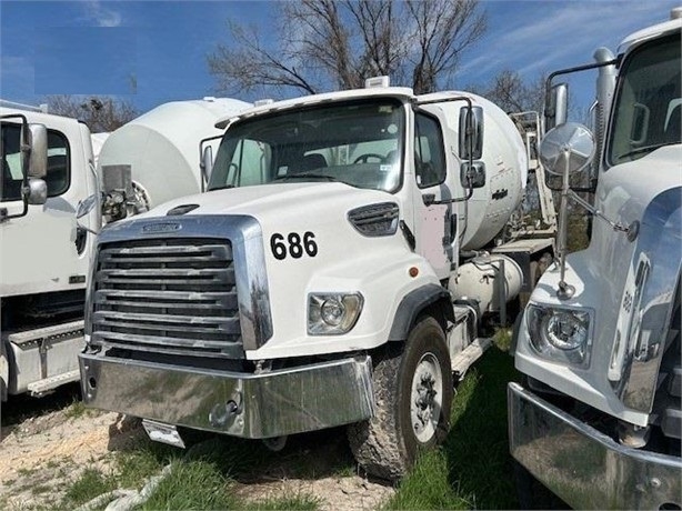 Mixers Concrete Freightliner 114SD