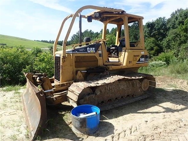 Tractores Sobre Orugas Caterpillar D4G usada en buen estado Ref.: 1715713531379328 No. 2