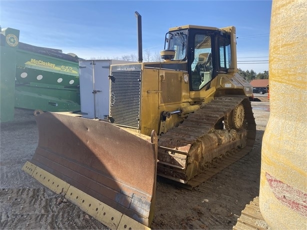 Dozers/tracks CATERPILLAR D6M