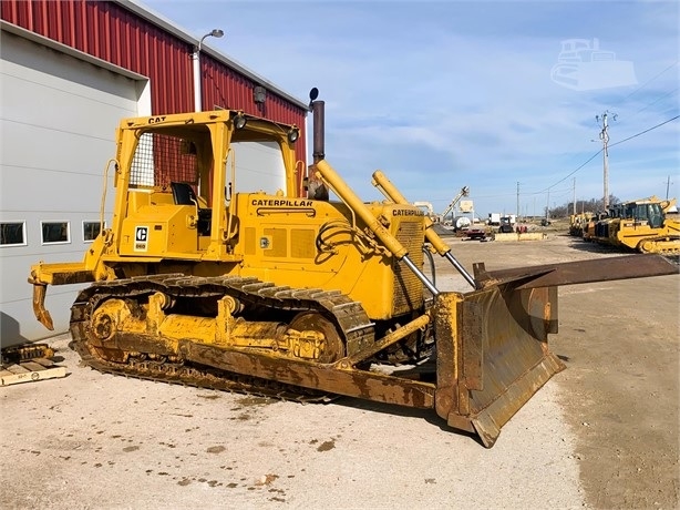 Dozers/tracks CATERPILLAR D6D