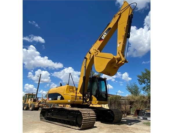 Excavadoras Hidraulicas Caterpillar 320DL seminueva en venta Ref.: 1718047772979008 No. 2