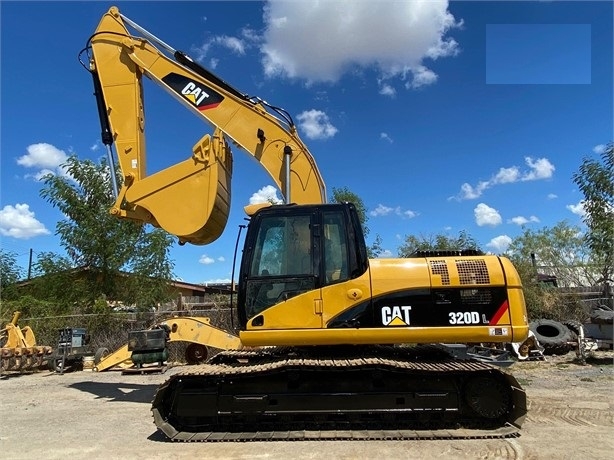 Excavadoras Hidraulicas Caterpillar 320DL seminueva en venta Ref.: 1718047772979008 No. 3