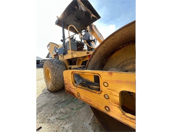 Compactadora Vibratoria Caterpillar CS-533E en venta Ref.: 1718220950682471 No. 2