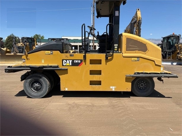 Compactadora Con Llantas Caterpillar CW16 usada a buen precio Ref.: 1721932640891763 No. 3