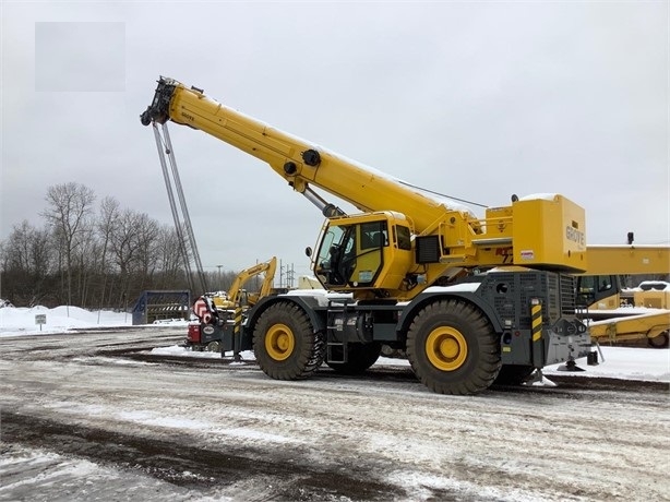 Gruas Grove RT770E