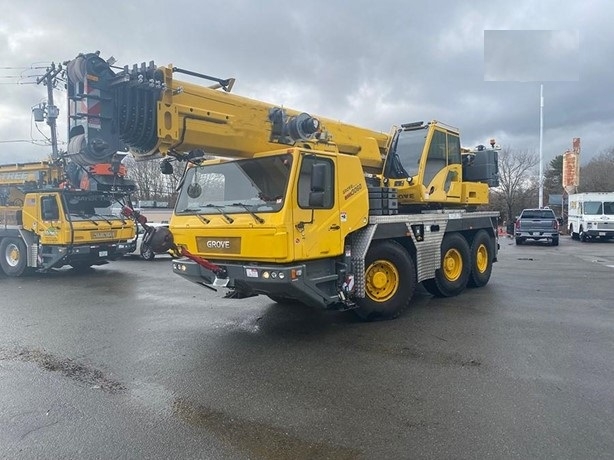 Cranes GROVE GMK3060