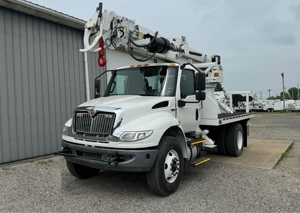 Gruas Altec DM45TB usada de importacion Ref.: 1727205772860643 No. 2