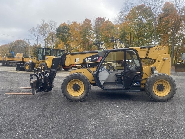 Telehandler Caterpillar TL642