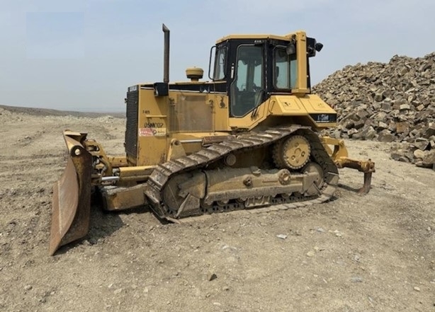 Dozers/tracks Caterpillar D6M