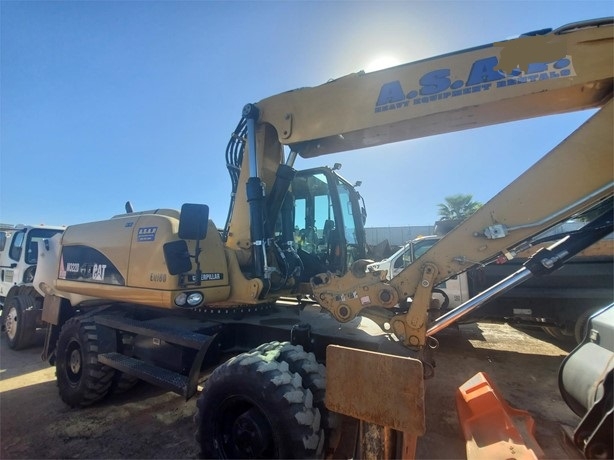 Excavadora Sobre Ruedas Caterpillar M322D