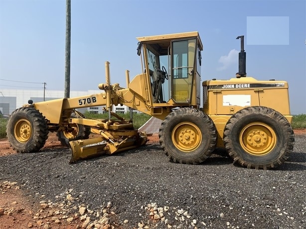 Motoconformadoras DEERE  570B