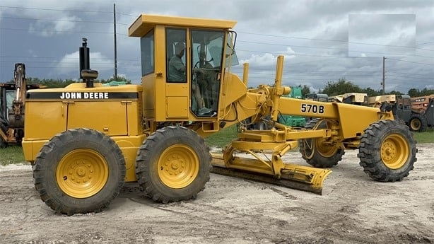 Motoconformadoras Deere 570B usada en buen estado Ref.: 1728321940949590 No. 2